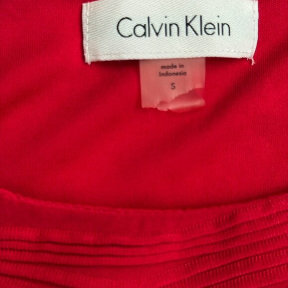 Calvin Klein Red Sleeveless Textured Tank Top Size small round neck - Picture 5 of 7